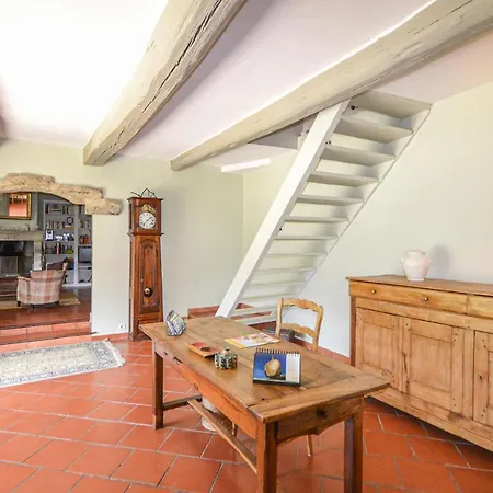 4 Bedroom In S,quentin-la-poterie * Saint-Quentin-la-Poterie