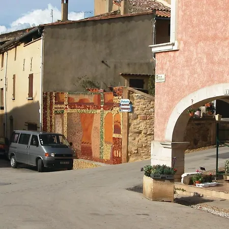 4 Bedroom In S,quentin-la-poterie Saint-Quentin-la-Poterie