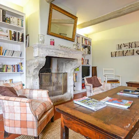 4 Bedroom In S,quentin-la-poterie Holiday home *