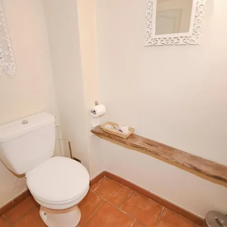 4 Bedroom In S,quentin-la-poterie Saint-Quentin-la-Poterie
