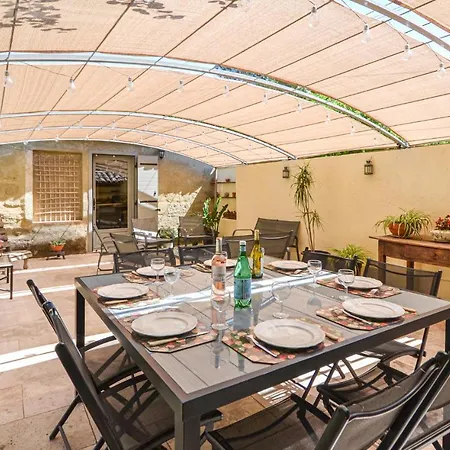 4 Bedroom In S,quentin-la-poterie Holiday home